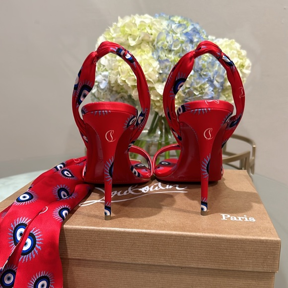 ❌SOLD❌ Christian Louboutin Greekaba du Desert Ankle Wrap Sandal - Picture 5 of 9